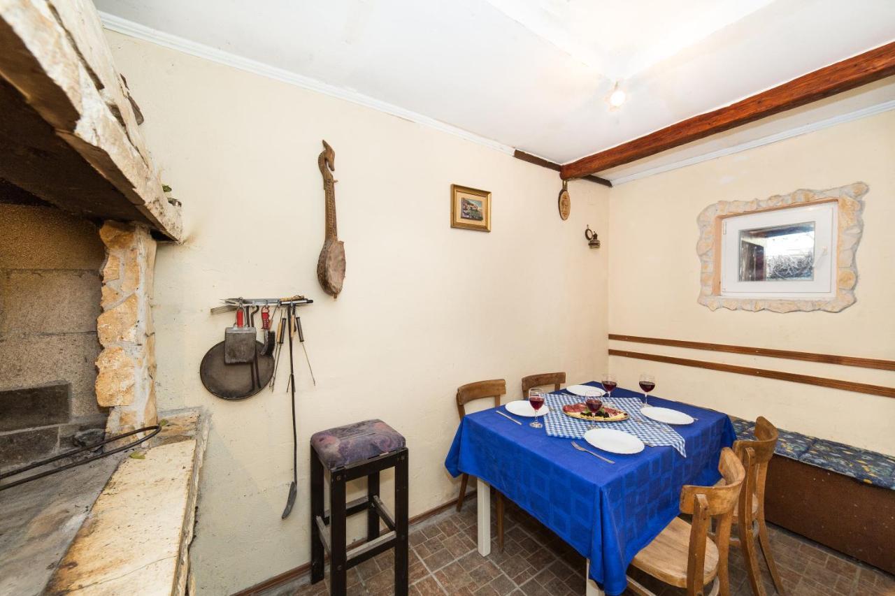 Beautiful Apartment In Center Of Trogir Zewnętrze zdjęcie