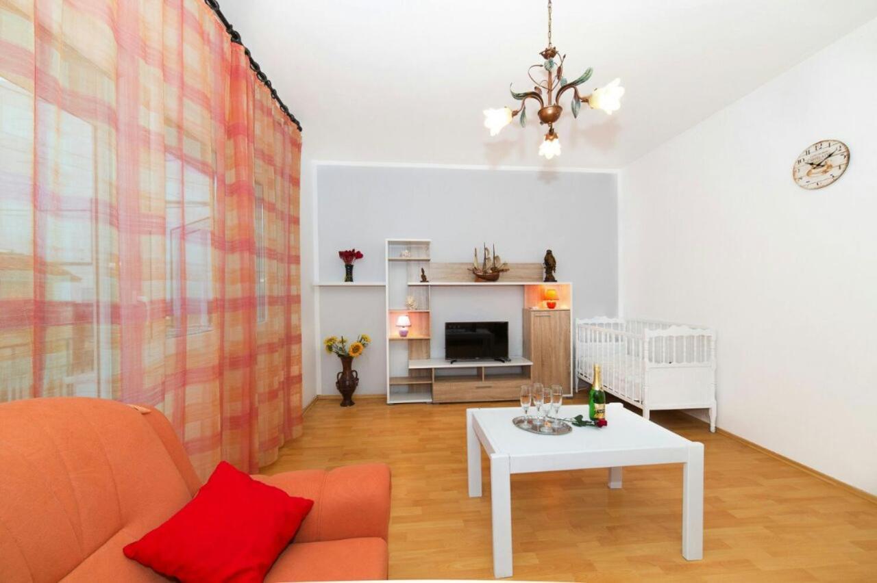 Beautiful Apartment In Center Of Trogir Zewnętrze zdjęcie