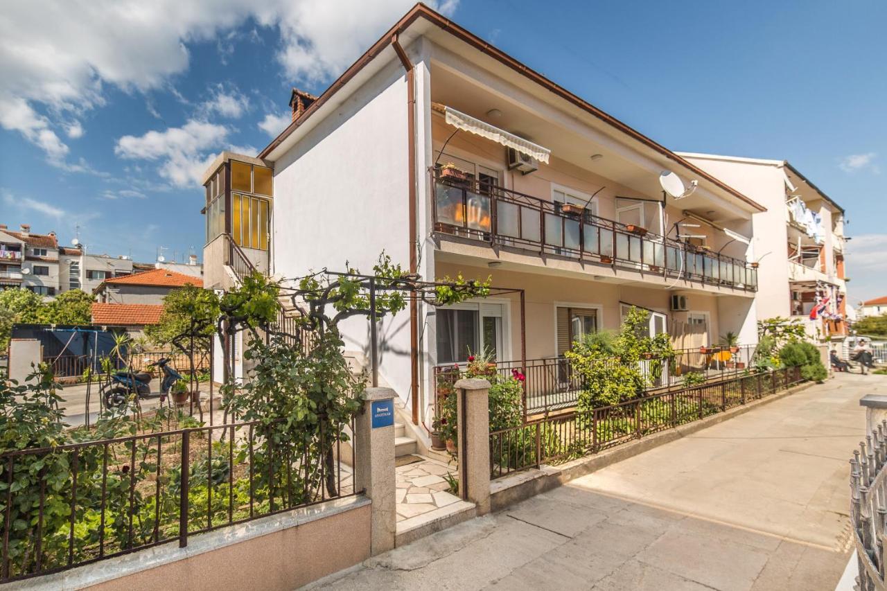 Beautiful Apartment In Center Of Trogir Zewnętrze zdjęcie